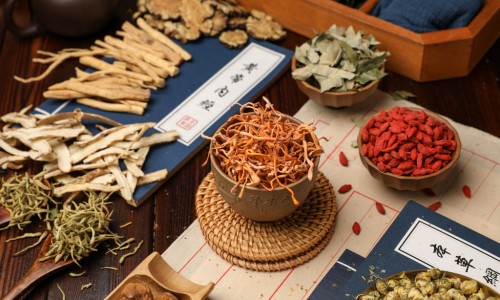 药酒家庭配制以哪种制法最为简便-简单家用药酒配方-专业药酒家庭配制以哪种制法最为简便平台-简单家用药酒配方大全